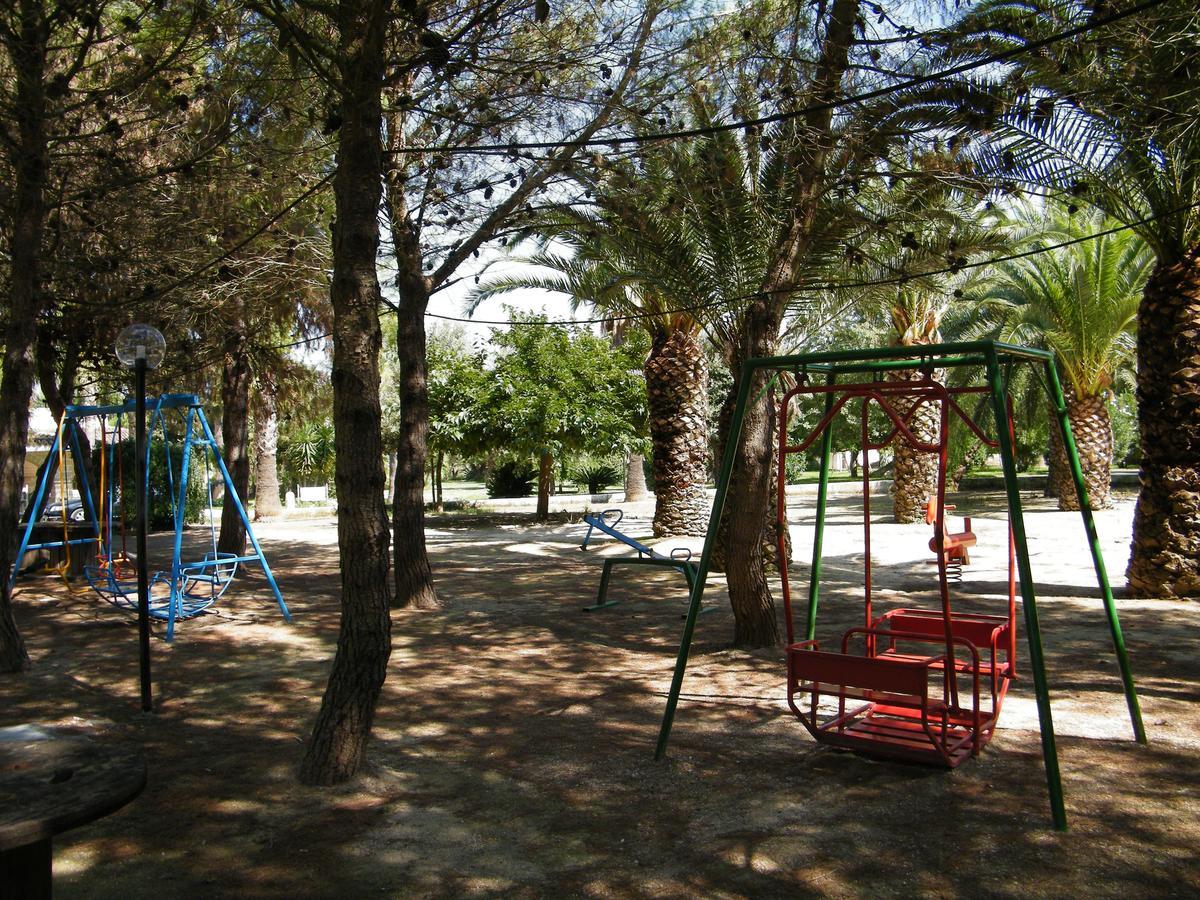 Agriturismo Torrevecchia Сан Панкрацио Салинтино Екстериор снимка